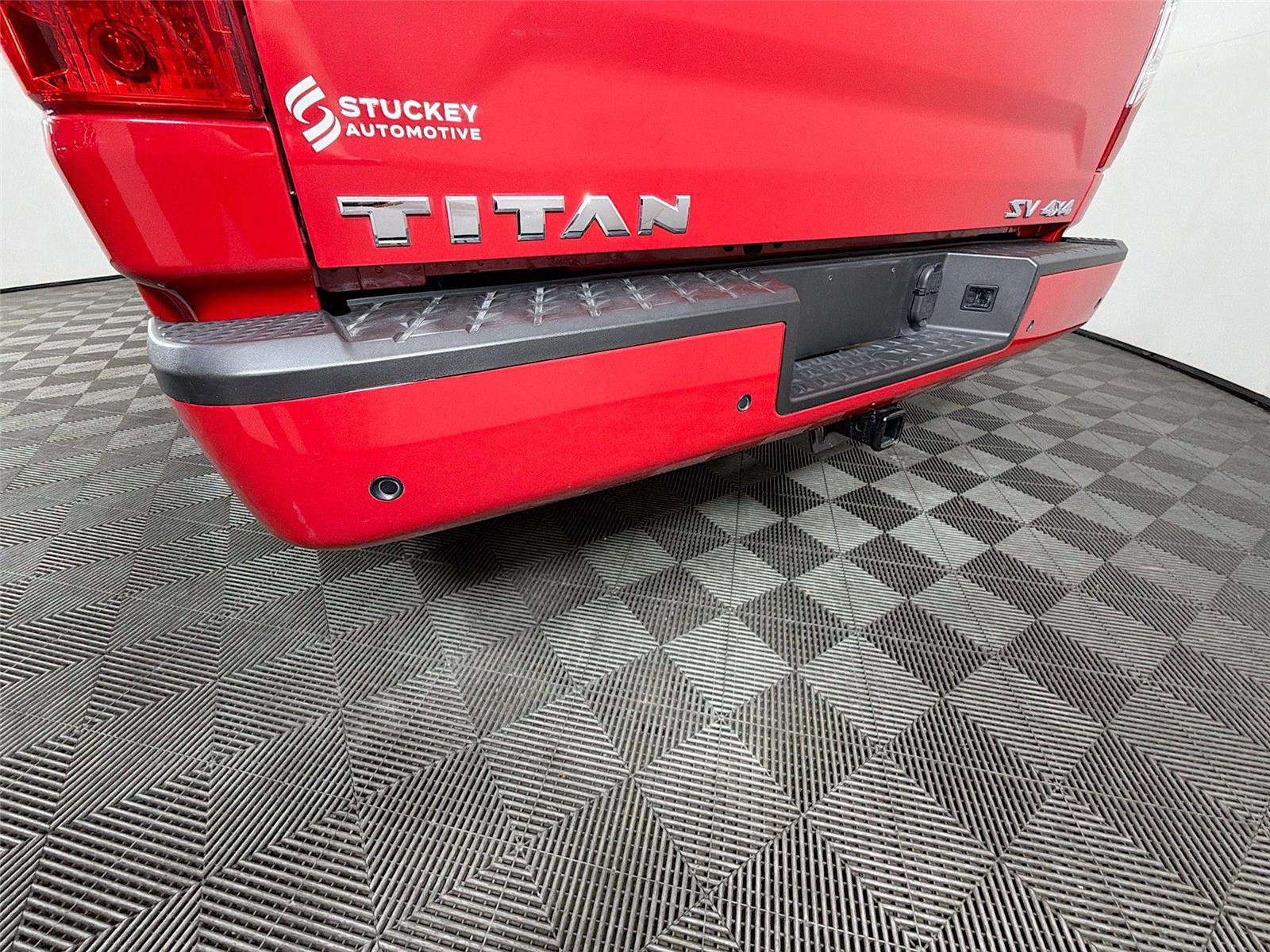 Used 2024 Nissan Titan SV AWD/4WD image 31