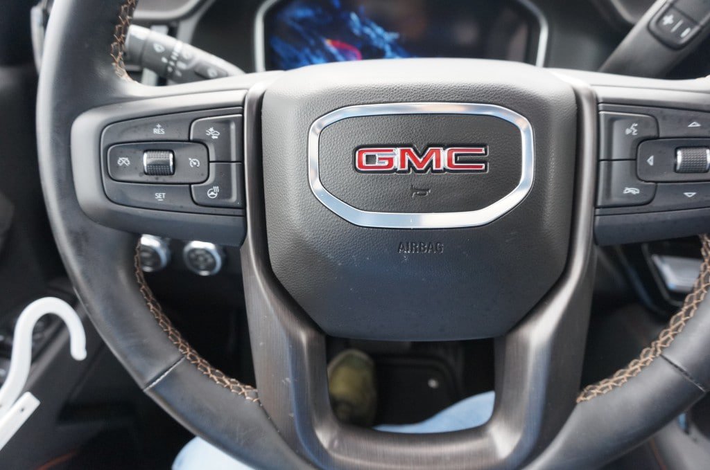 Used 2026 GMC Sierra 3500 AT4 w/ AT4 Premium Plus Package AWD/4WD image 11