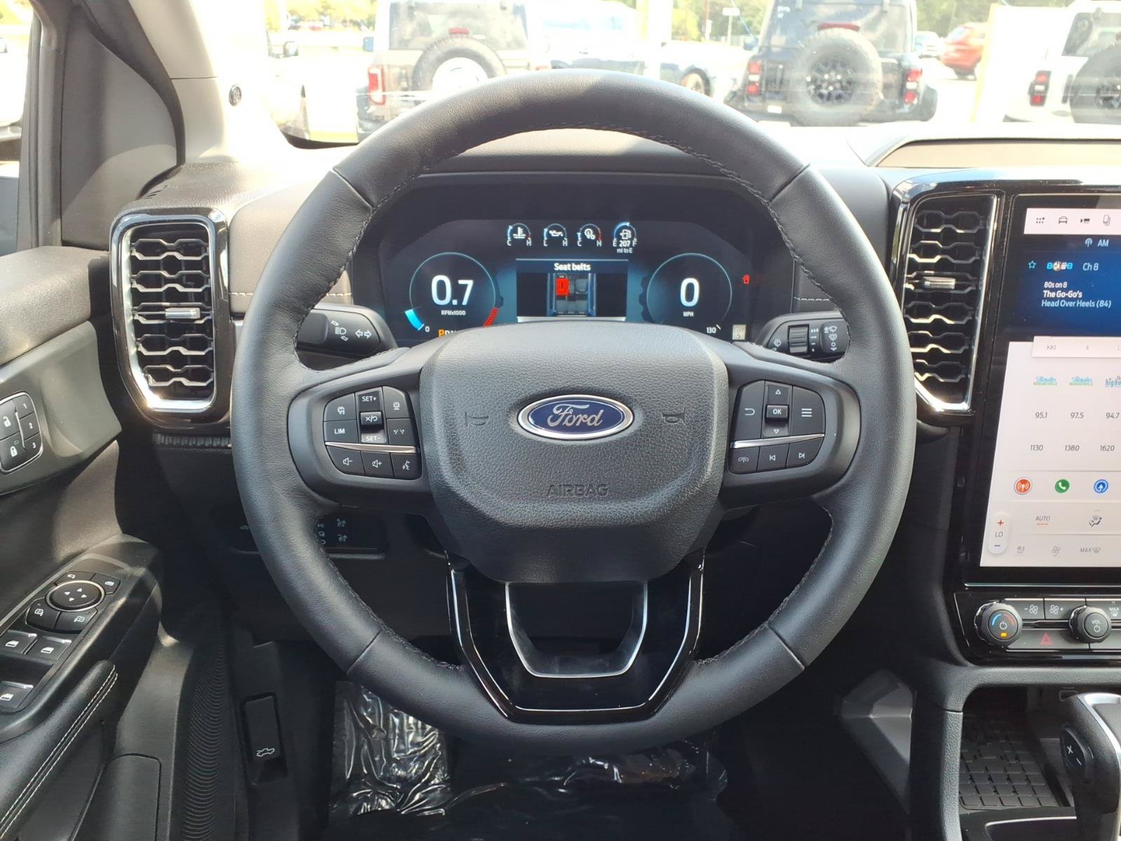 Used 2026 Ford Ranger Lariat w/ FX4 Off-Road Package AWD/4WD image 9