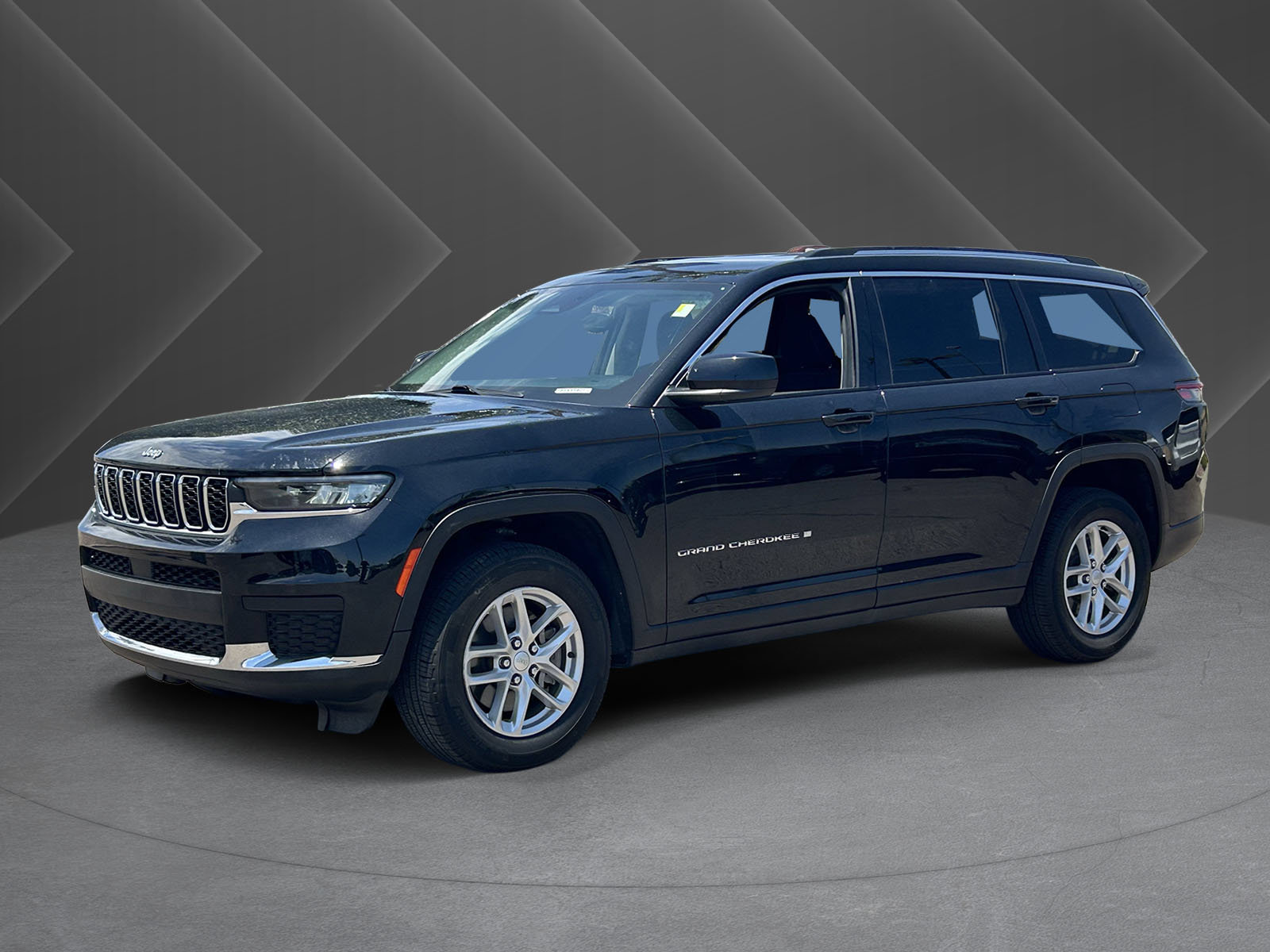 Used 2023 Jeep Grand Cherokee L Laredo RWD image 35