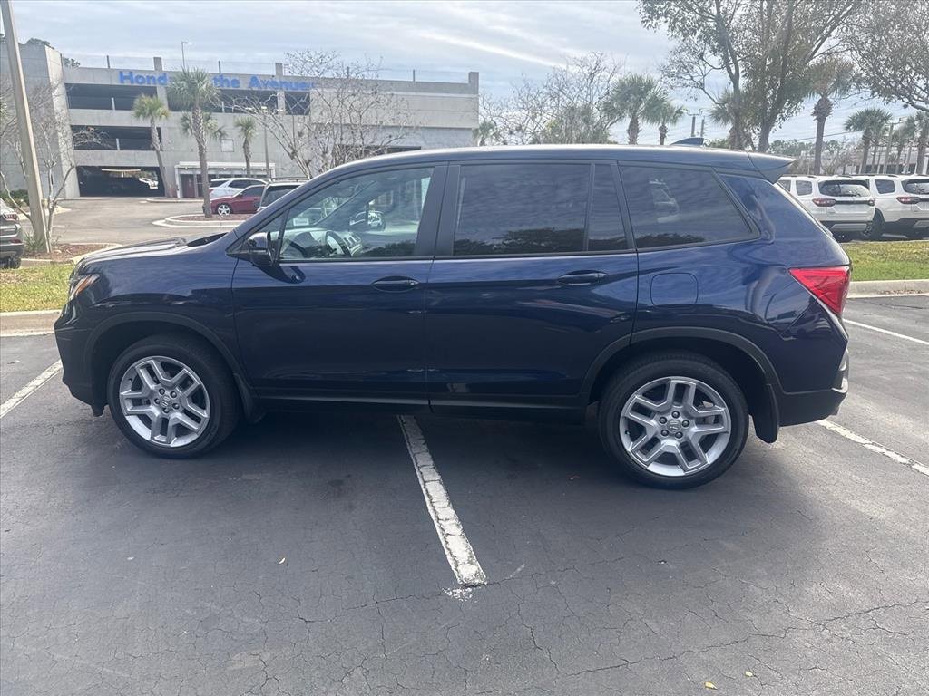 Used 2025 Honda Passport EX-L image 8