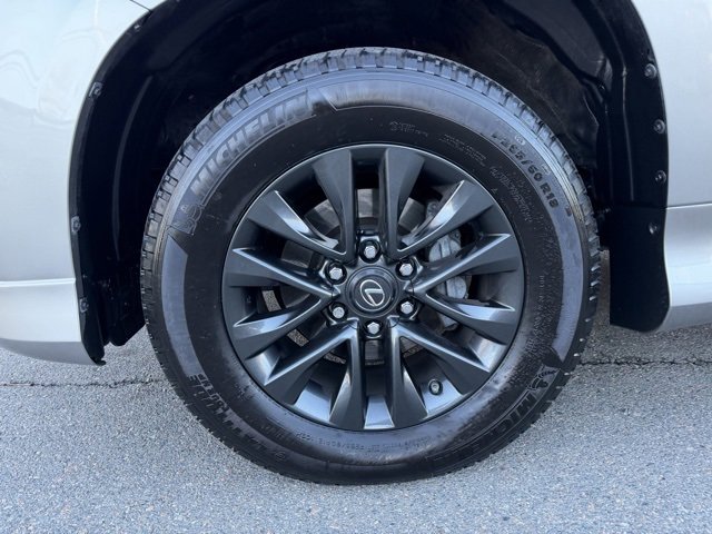 Used 2021 Lexus GX 460 Premium image 12