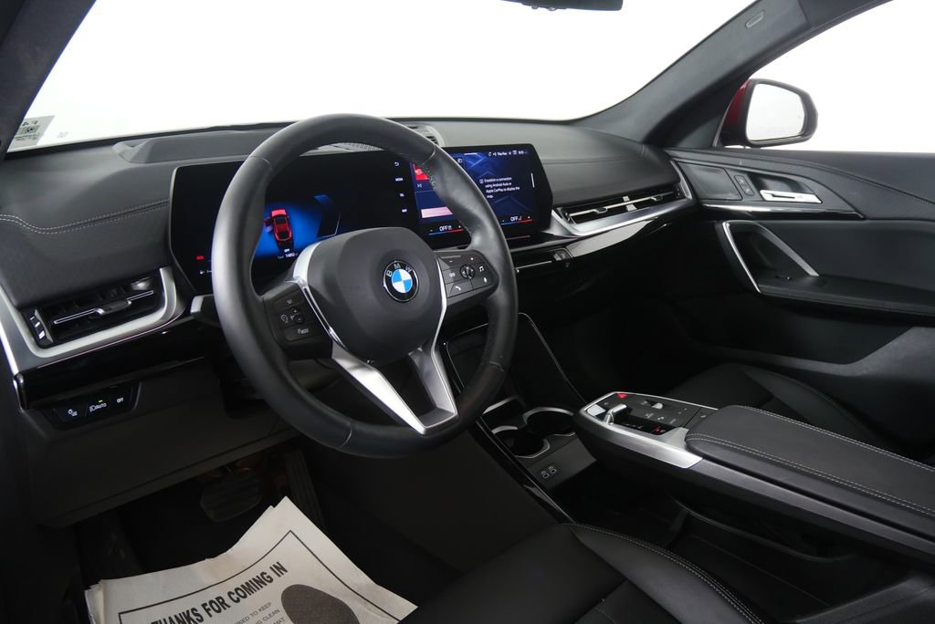 Used 2025 BMW X2 xDrive28i image 12