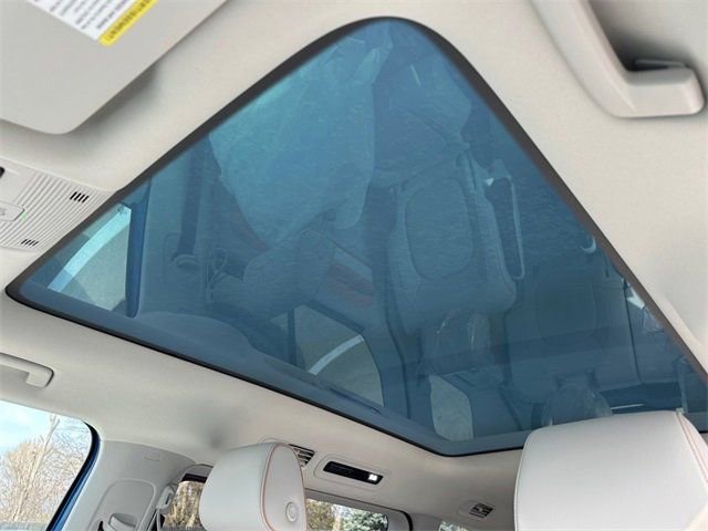 New 2025 Volkswagen ID. Buzz 1st Edition image 10