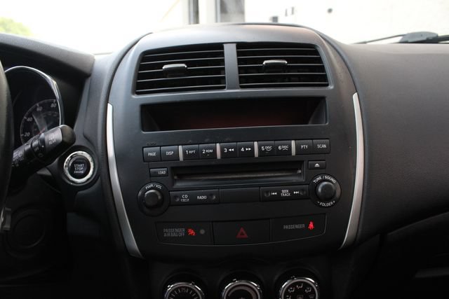 Used 2013 Mitsubishi Outlander Sport LE FWD image 13