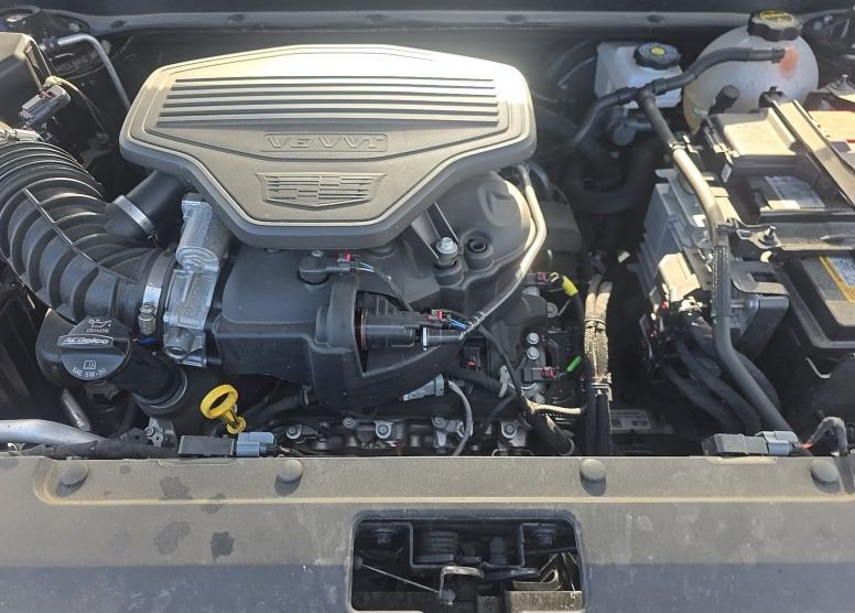 Used 2024 Cadillac XT6 Sport w/ LPO, Floor Liner Package AWD/4WD image 8