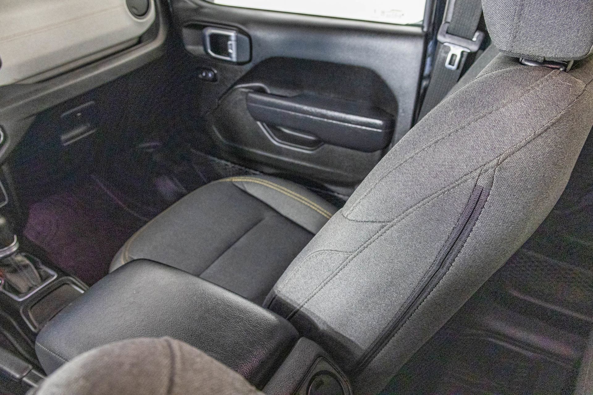 Used 2024 Jeep Wrangler Willys image 37