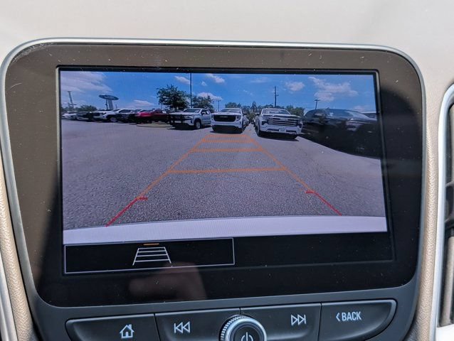 Used 2025 Chevrolet Malibu LT FWD image 17