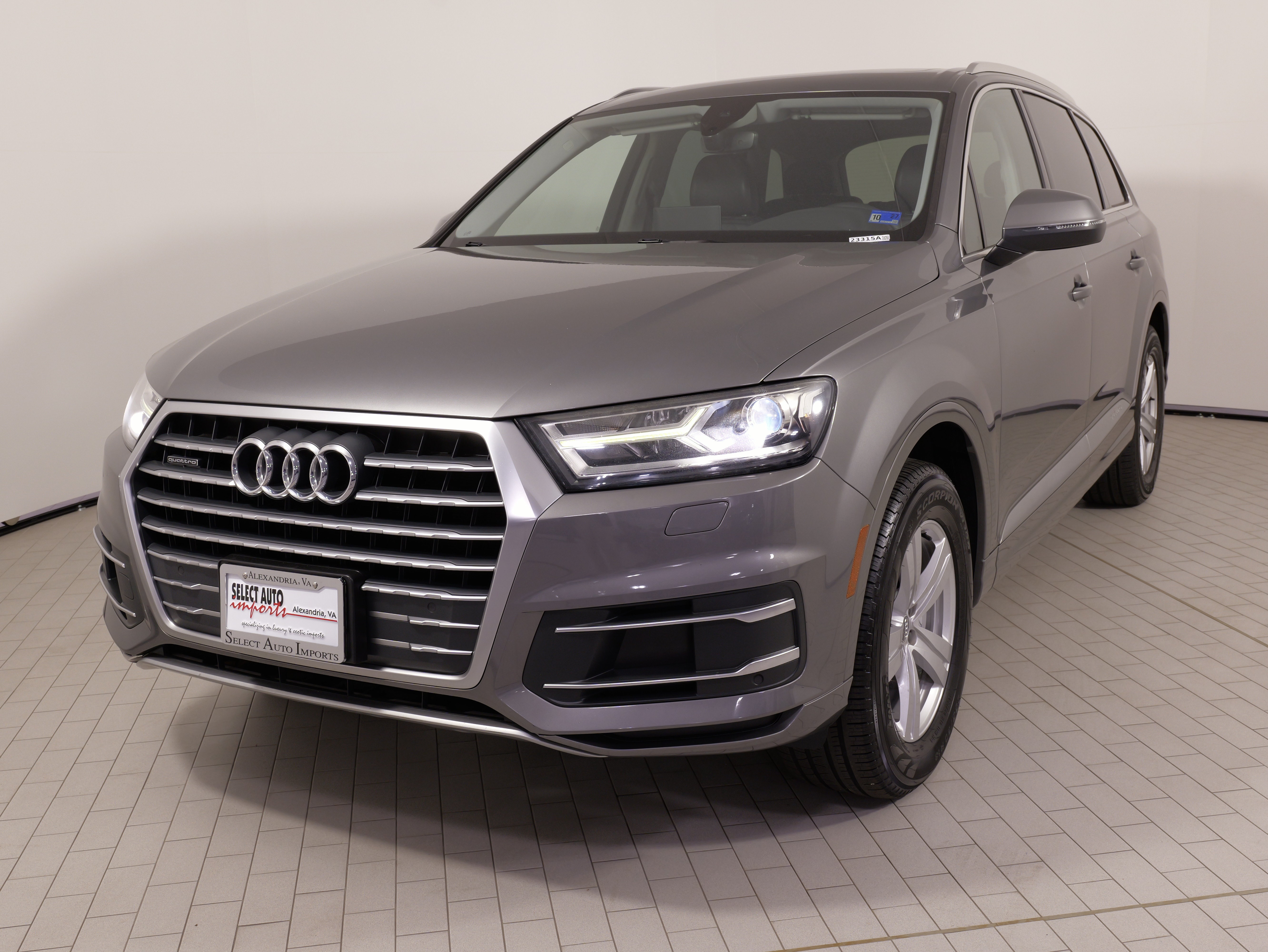 Used 2017 Audi Q7 2.0T Premium Plus w/ Premium Plus Package AWD/4WD image 4