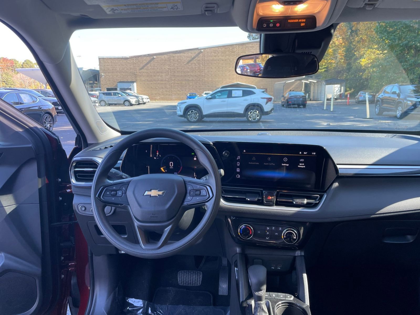 Used 2025 Chevrolet TrailBlazer LT image 30