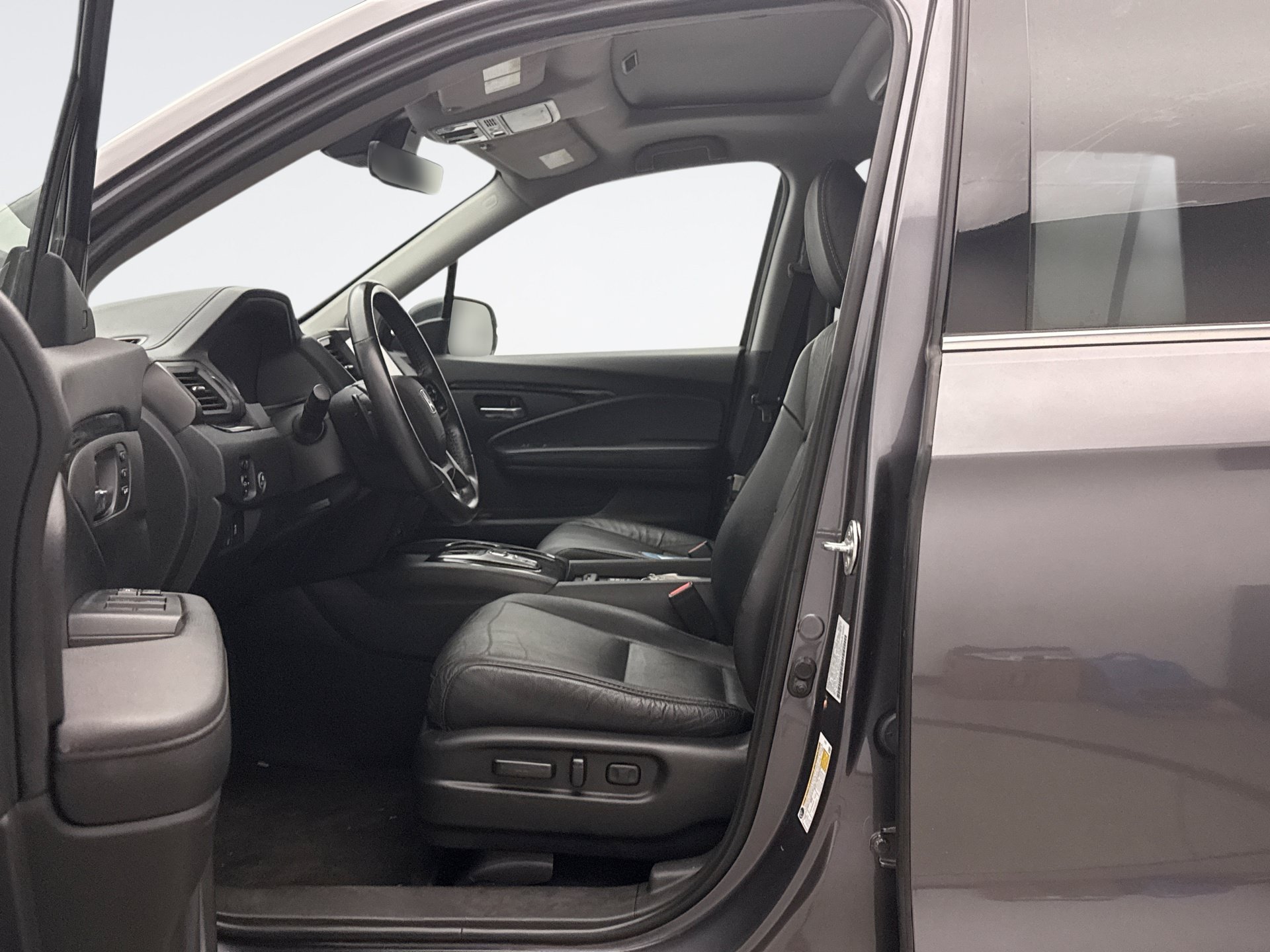 Used 2022 Honda Pilot Touring image 8