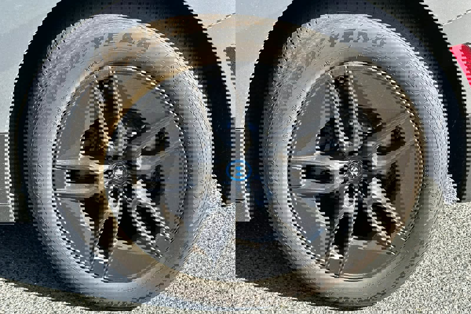 Certified 2023 BMW iX xDrive50 w/ Premium Package image 18