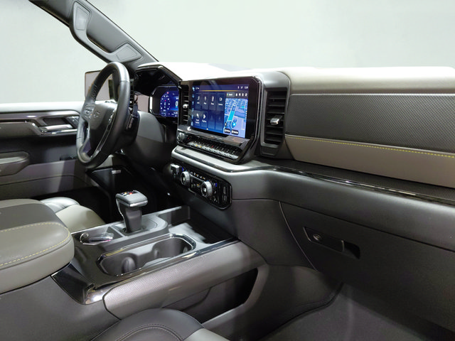 Used 2024 Chevrolet Silverado 1500 ZR2 w/ Technology Package AWD/4WD image 25