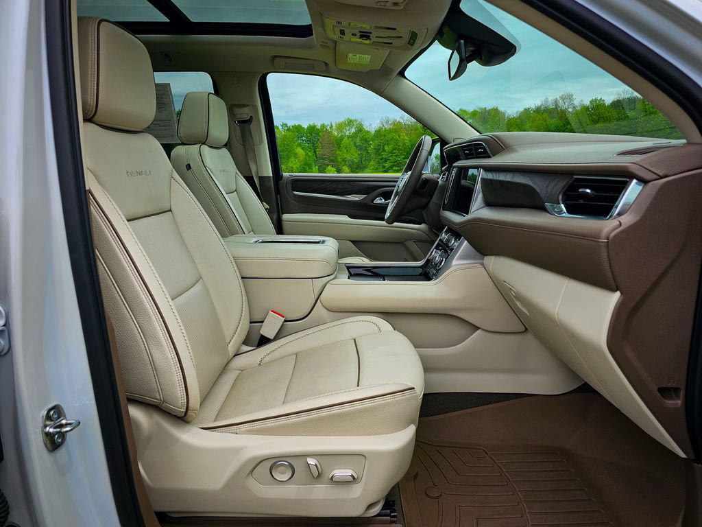 Used 2023 GMC Yukon Denali AWD/4WD image 40