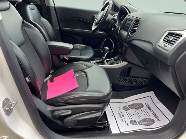 Used 2019 Jeep Compass Latitude AWD/4WD image 8