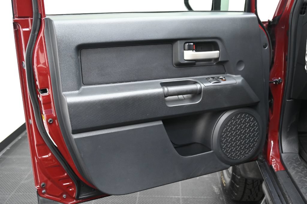 Used 2008 Toyota FJ Cruiser 4WD image 17
