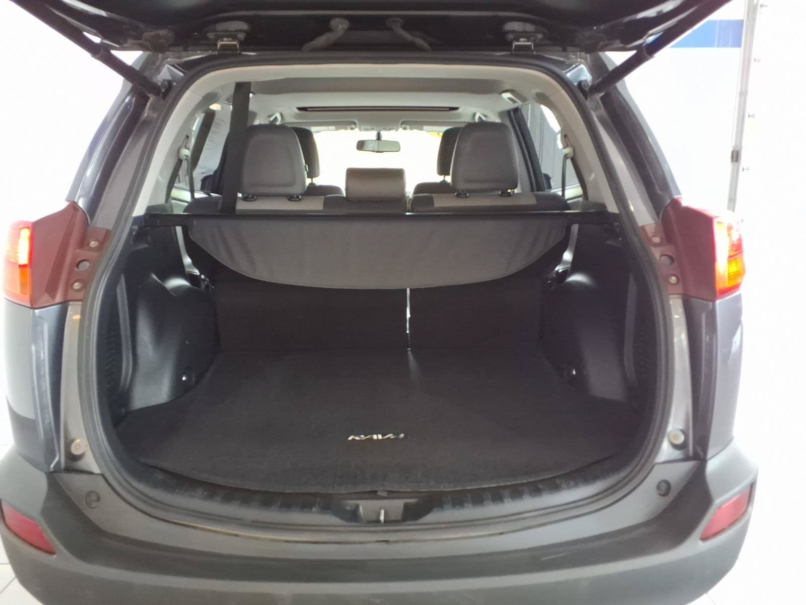 Used 2015 Toyota RAV4 Limited AWD/4WD image 16