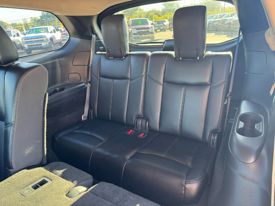 Used 2019 Nissan Pathfinder SL FWD image 17