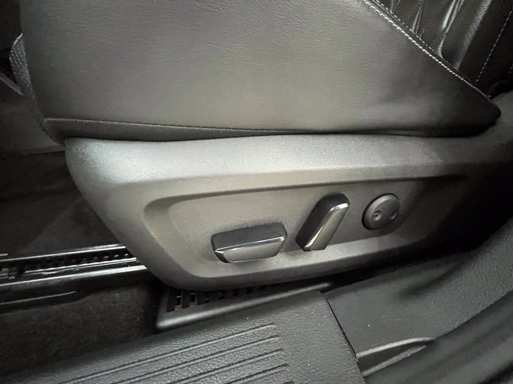 Used 2021 Nissan Rogue Platinum AWD/4WD image 43