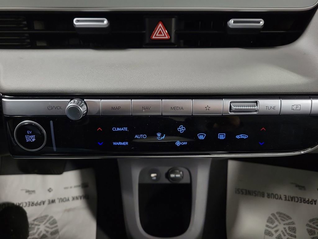 Used 2024 Hyundai Ioniq 5 SEL image 17