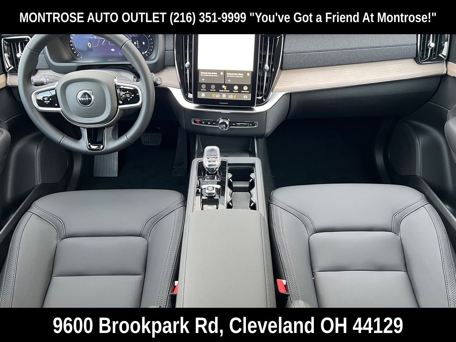 New 2026 Volvo XC90 B6 Plus w/ Protection Package Premier AWD/4WD image 19