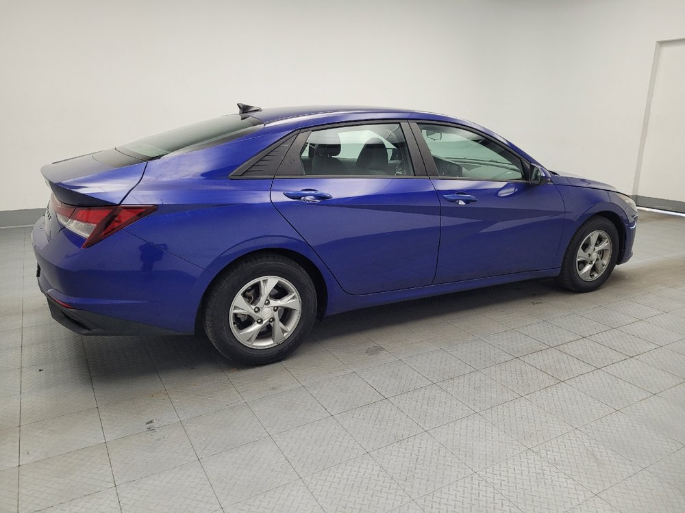 Used 2021 Hyundai Elantra SE FWD image 10