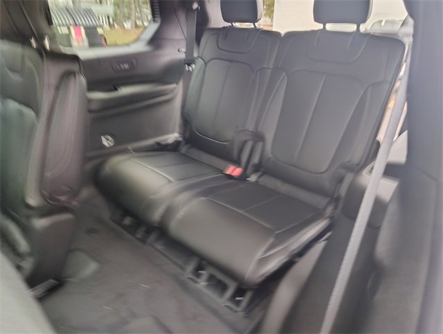 New 2025 Jeep Grand Cherokee L Limited w/ Black Appearance Package image 31