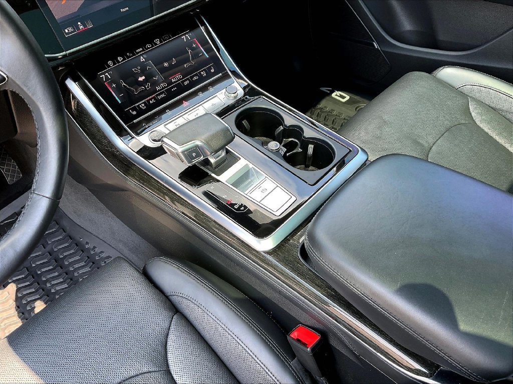 Used 2023 Audi Q7 3.0T Prestige w/ Prestige Package AWD/4WD image 19