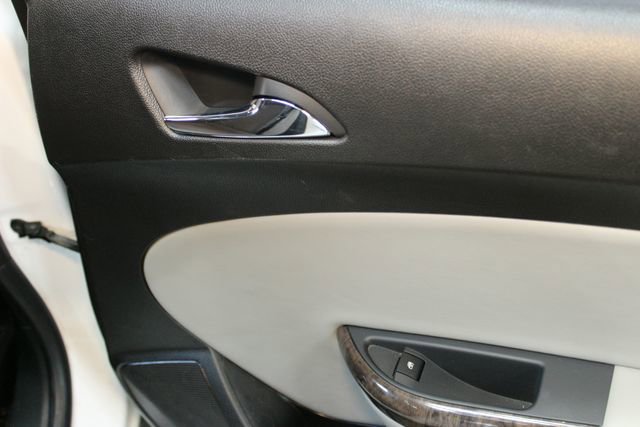 Used 2017 Buick Verano Convenience FWD image 10
