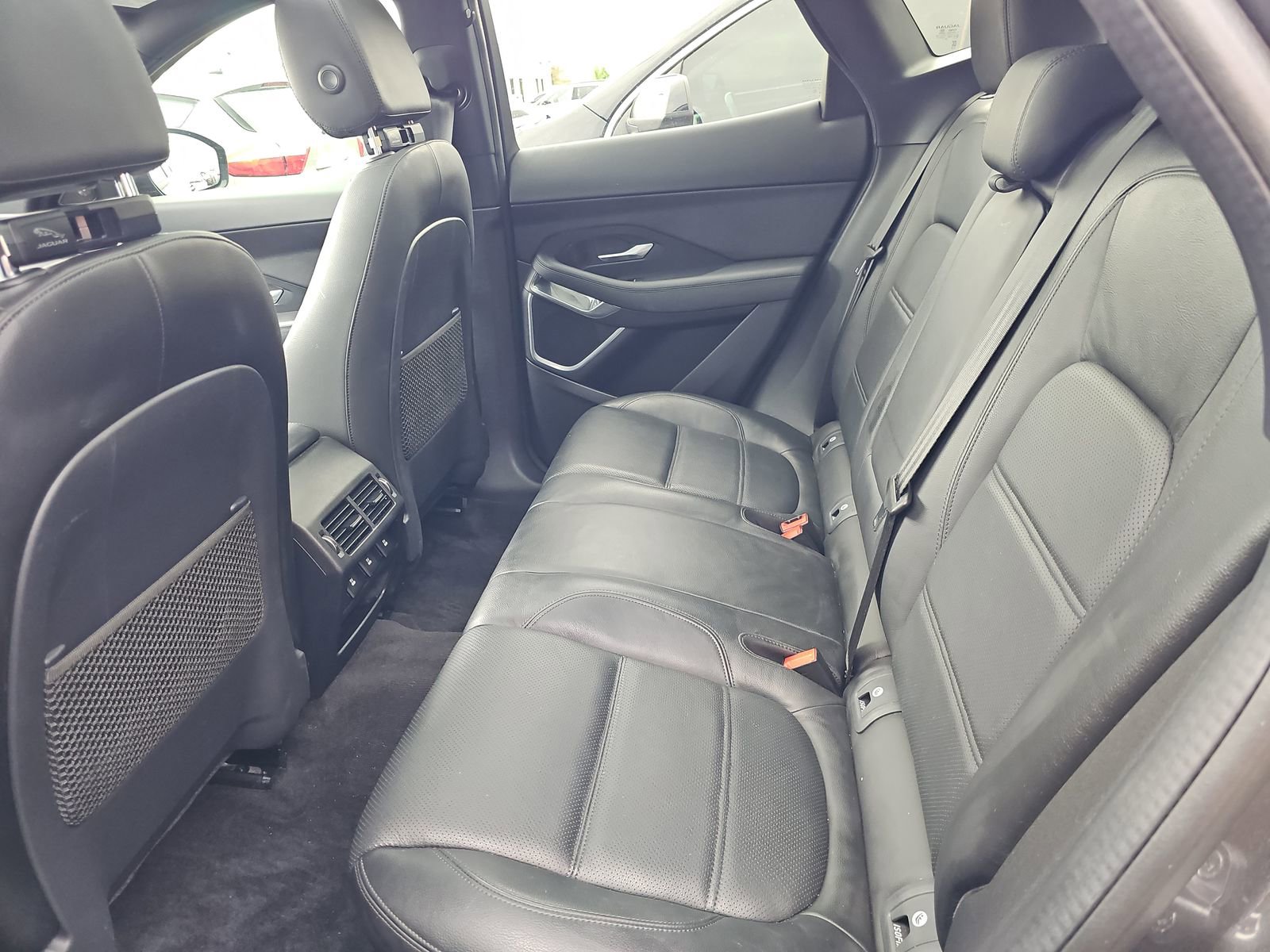 Used 2020 Jaguar E-PACE SE image 17