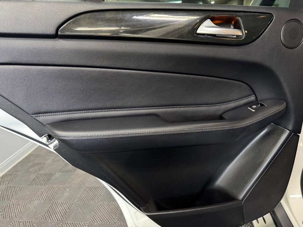 Used 2017 Mercedes-Benz GLE 350 4MATIC image 49