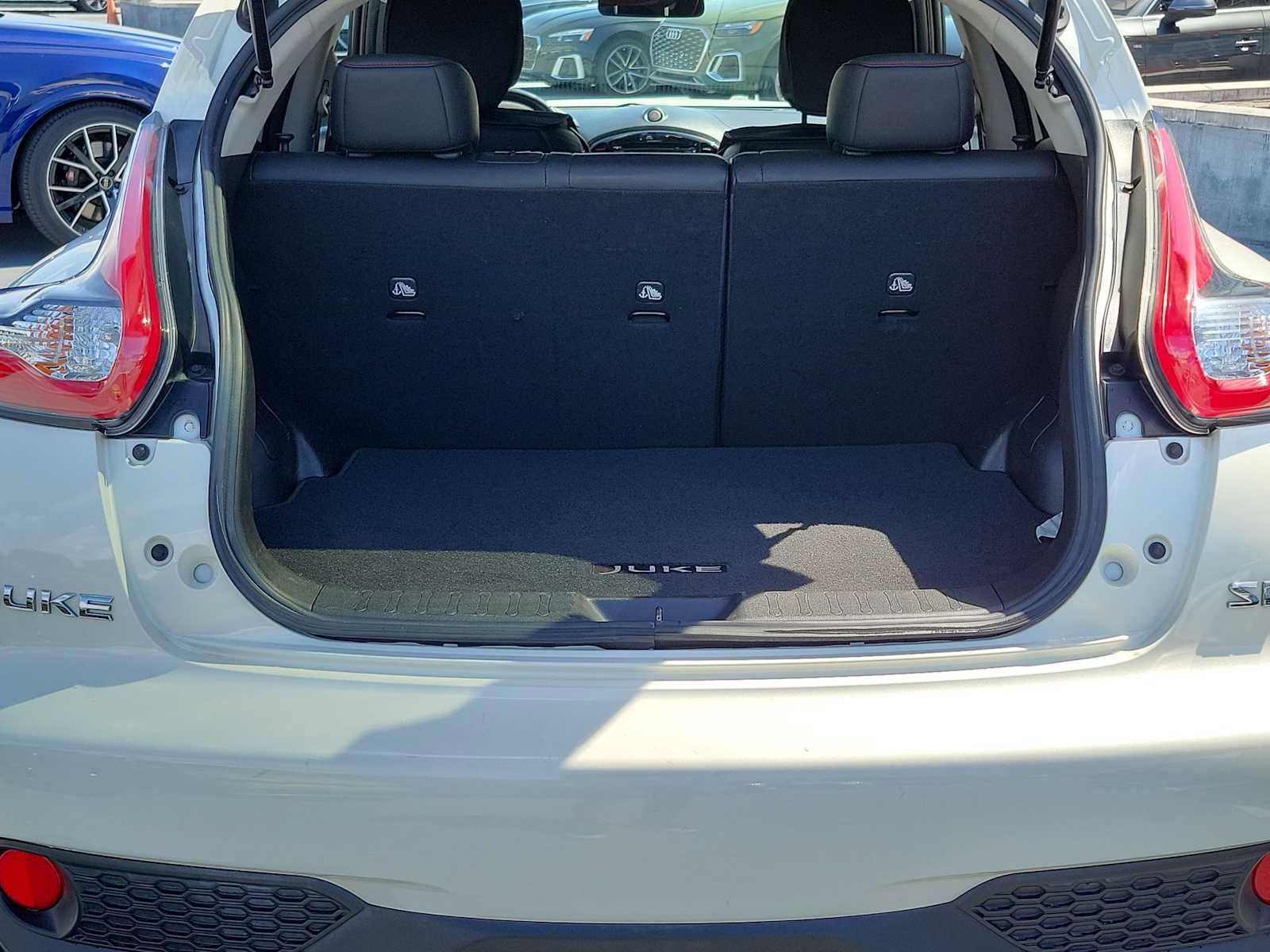 Used 2016 Nissan Juke SL FWD image 29