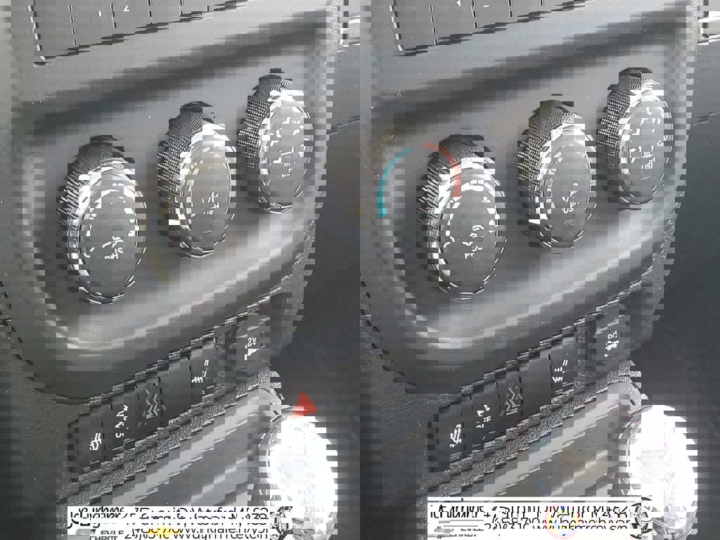 Used 2015 Jeep Patriot High Altitude image 17