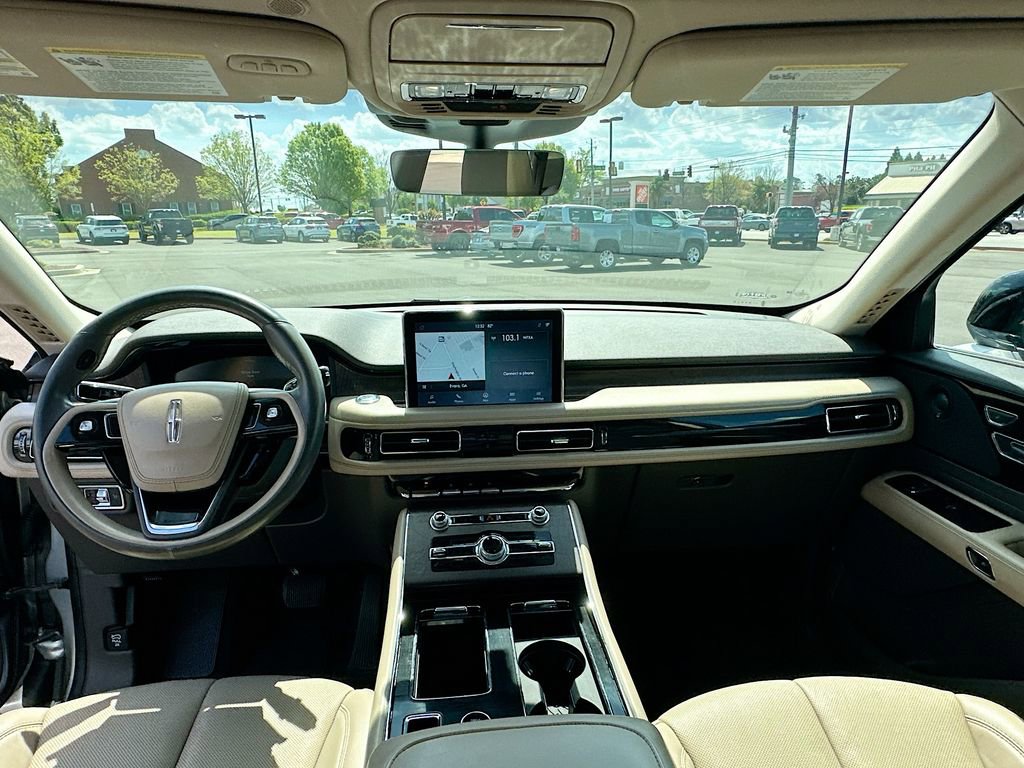 Used 2022 Lincoln Aviator Reserve image 3