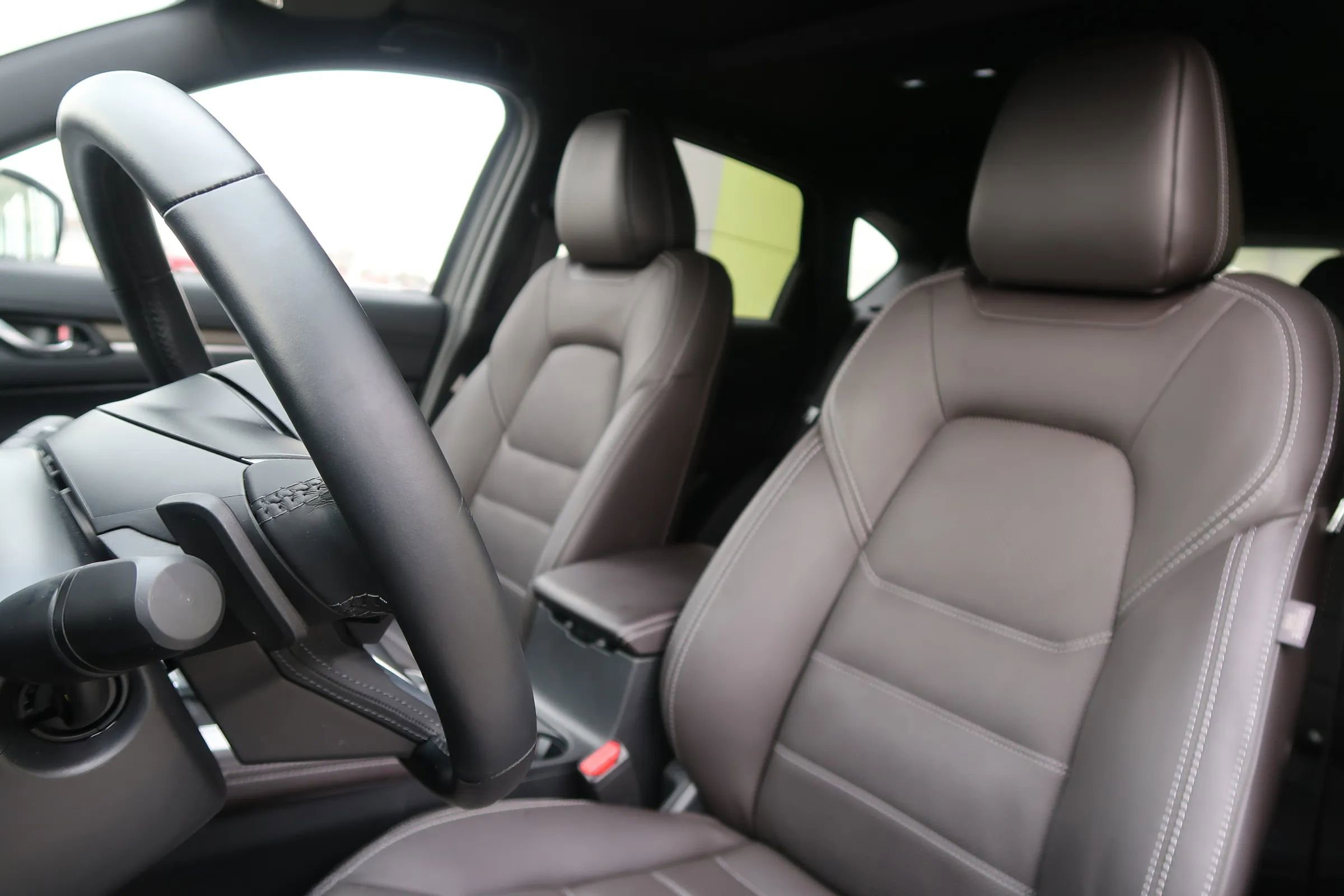 Used 2025 MAZDA CX-5 Signature image 18