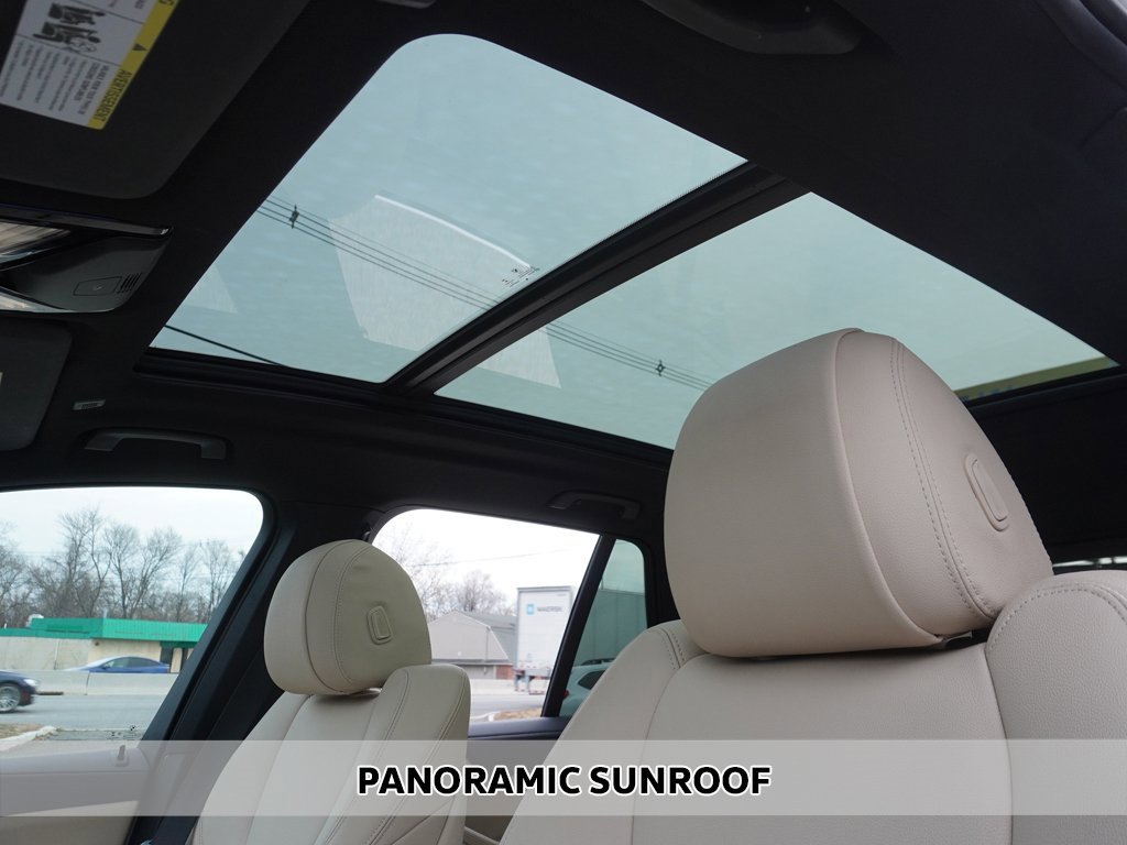 Used 2022 BMW X5 xDrive40i w/ Parking Assistance Package image 4