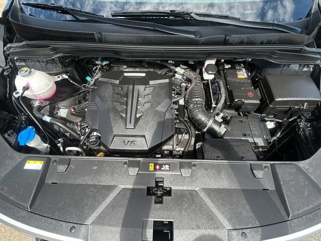 Used 2024 Kia Carnival EX FWD image 34