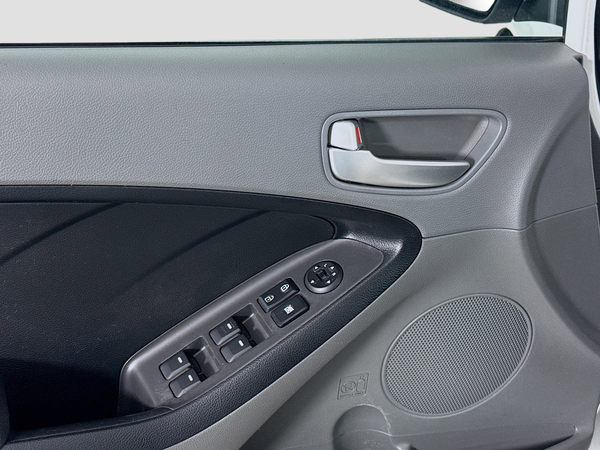 Used 2017 Kia Forte LX image 22