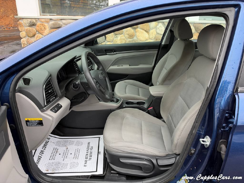 Used 2018 Hyundai Elantra SEL FWD image 3