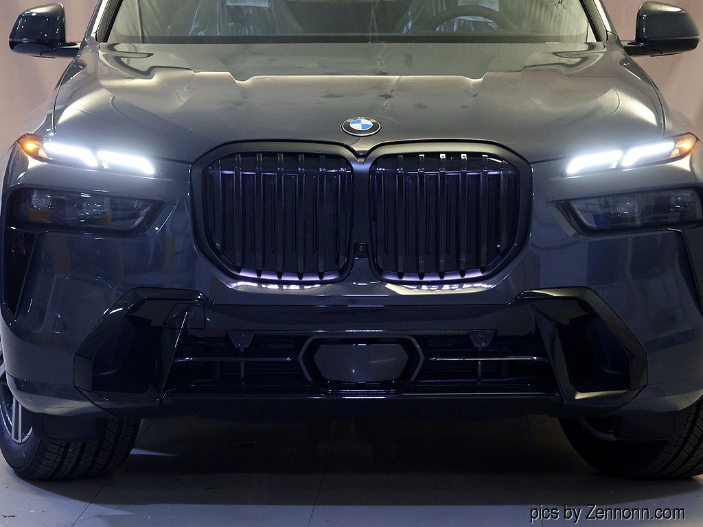 New 2027 BMW X7 xDrive40i w/ M Sport Package AWD/4WD image 6