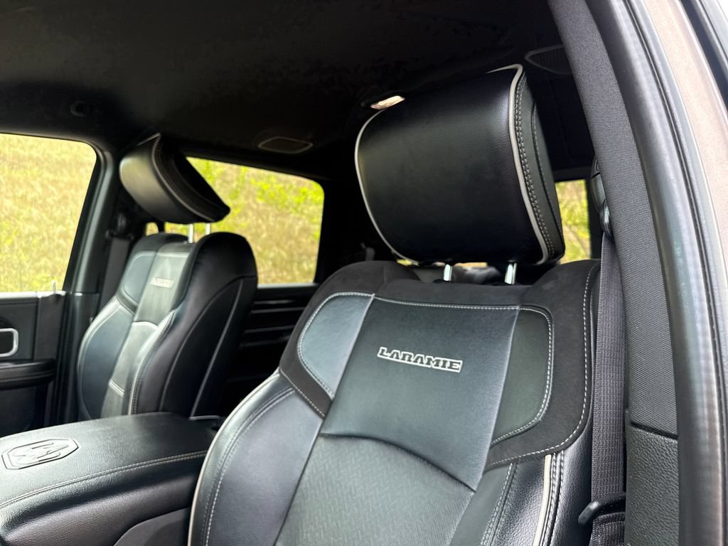 Used 2020 RAM 3500 Laramie AWD/4WD image 12