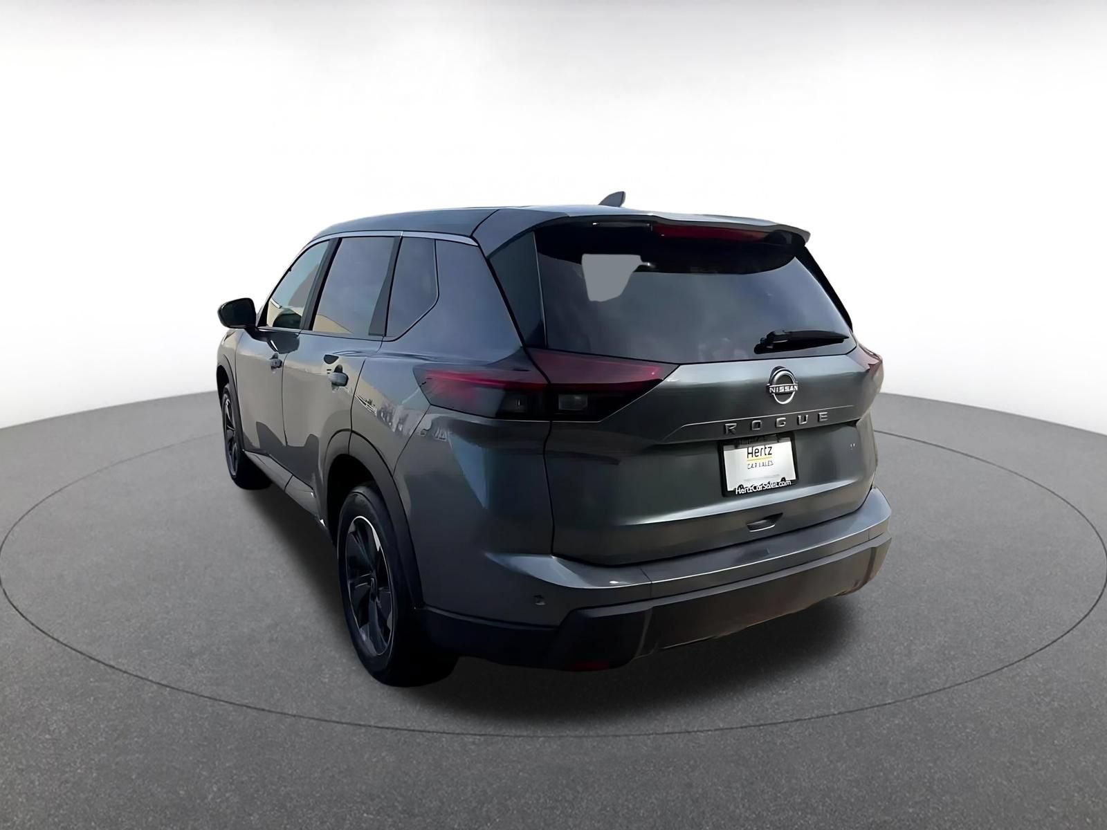 Used 2025 Nissan Rogue SV FWD image 11