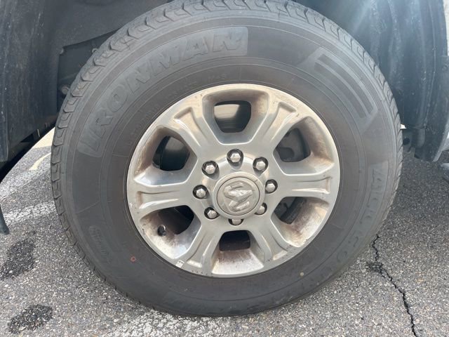 Used 2024 RAM 2500 Big Horn AWD/4WD image 9