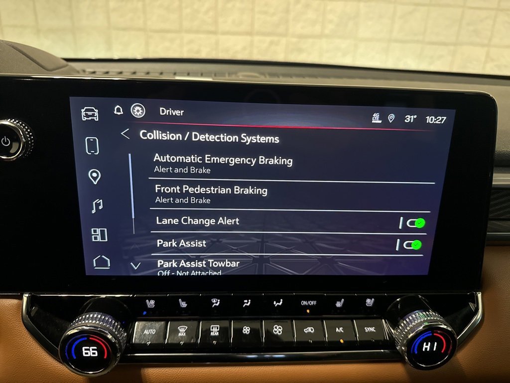 Used 2023 GMC Canyon AT4 w/ AT4 Premium Package image 17