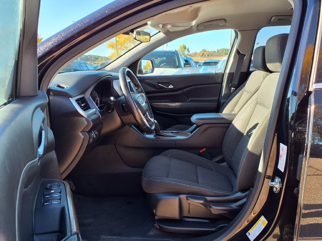 Used 2019 GMC Acadia SLE FWD image 19