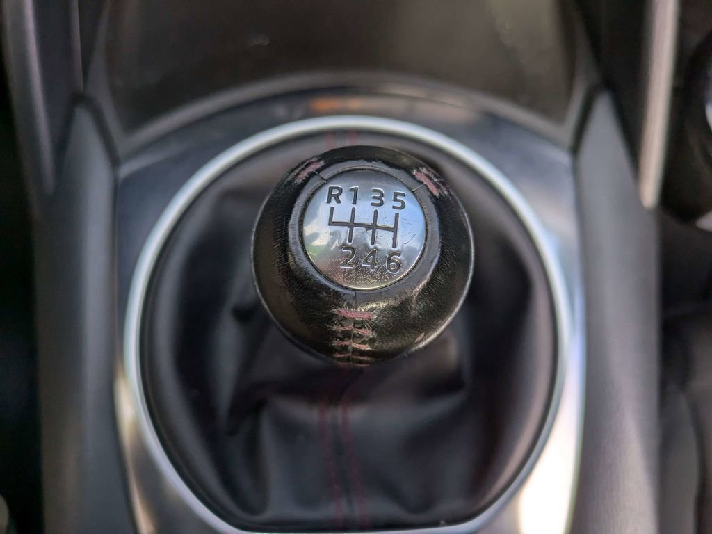 Used 2017 MAZDA MX-5 Miata Sport image 27