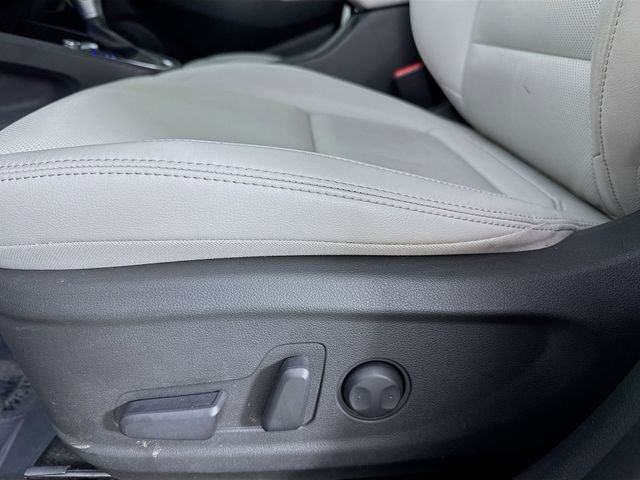 Used 2022 Hyundai Kona Limited image 16