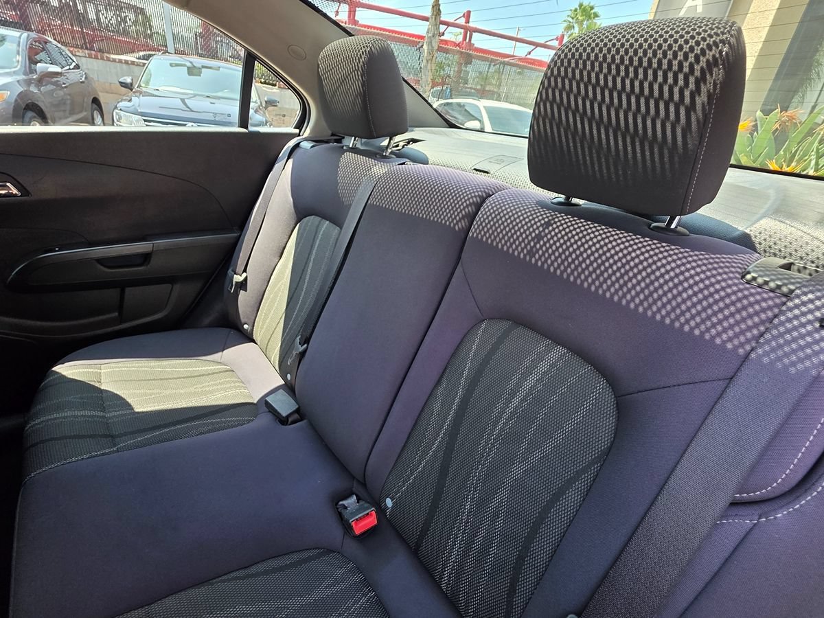 Used 2014 Chevrolet Sonic LT FWD image 22