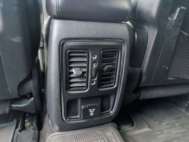Used 2017 Jeep Grand Cherokee Altitude AWD/4WD image 34