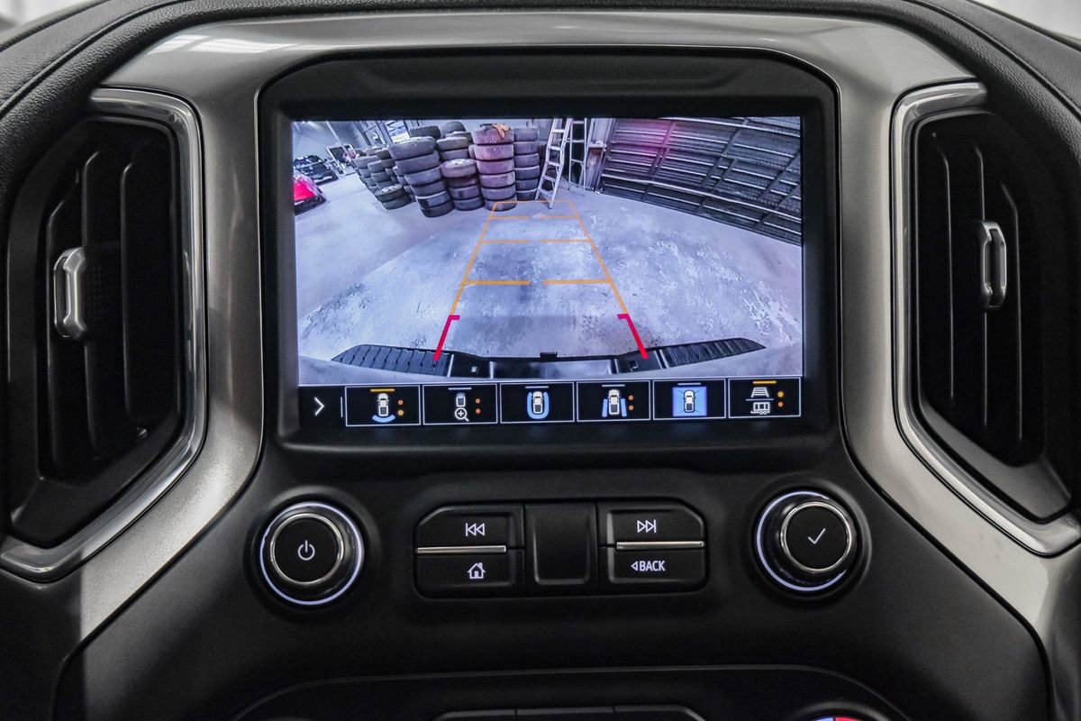 Used 2020 Chevrolet Silverado 2500 LTZ w/ LTZ Plus Package image 22